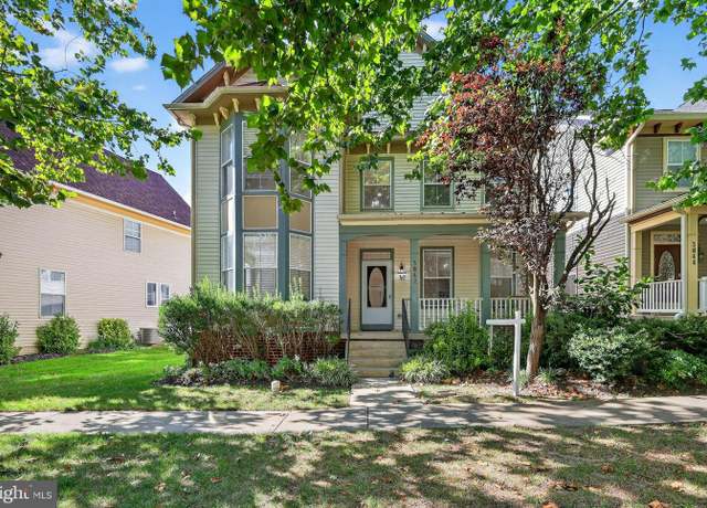 Property at 3842 Braveheart Dr, Frederick, MD 21704, 4 beds, 2.5 baths