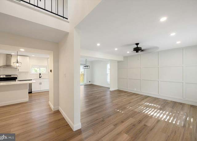 Property at 11 Millcrest Ct, Derwood, MD 20855, 4 beds, 2.5 baths