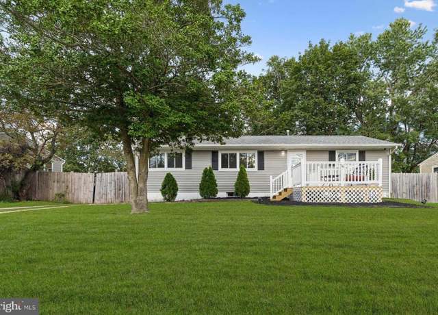 Property at 16 Brandies Rd, Toms River, NJ 08757, 4 beds, 1 bath
