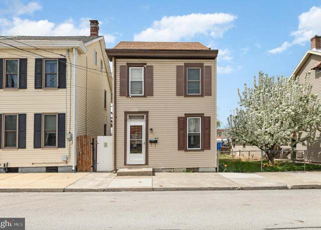 Property at 410 N Bedford St, Carlisle, PA 17013, 3 beds, 1.5 baths