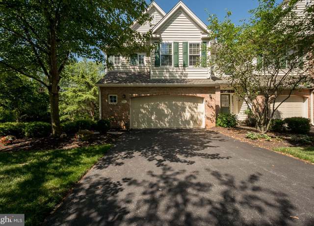 Property at 274 Cherry Ln #32, Kennett Square, PA 19348, 3 beds, 2.5 baths