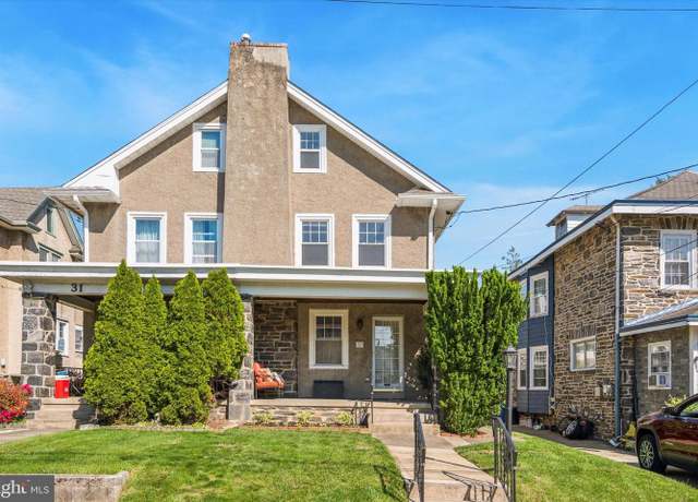 Property at 33 S Brighton Ave, Upper Darby, PA 19082, 4 beds, 1.5 baths