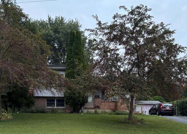 Property at 414 E Pine St, Lebanon, PA 17042, 2 beds, 2 baths
