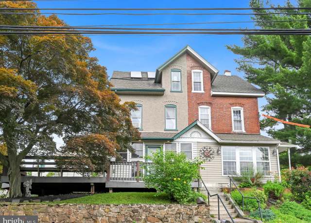 Property at 900 2nd Ave, Royersford, PA 19468, 5 beds, 2.5 baths