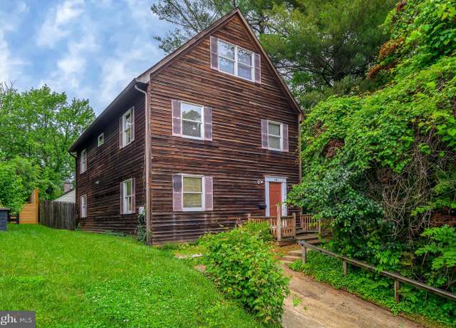 Property at 5151 19th Rd N, Arlington, VA 22207, 4 beds, 4 baths
