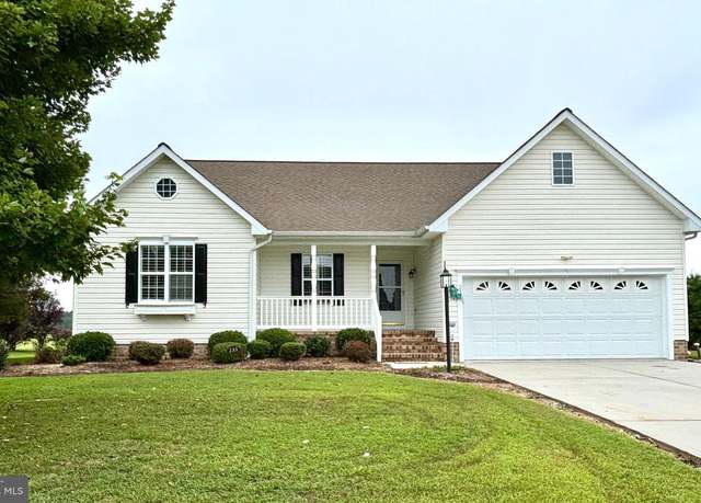 Property at 233 Mitchells Ln, Tappahannock, VA 22560, 3 beds, 2 baths