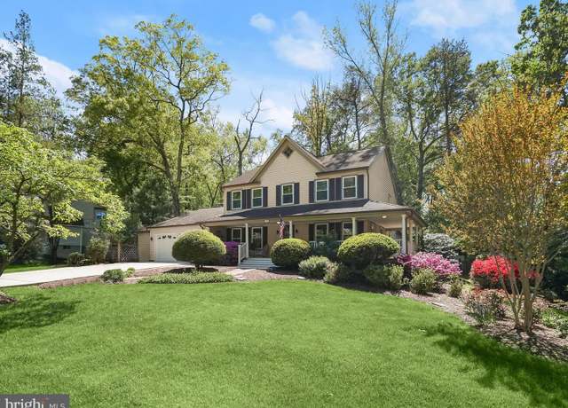 Property at 2940 Timber Wood Way, Herndon, VA 20171, 5 beds, 3.5 baths
