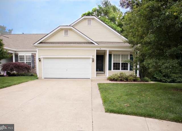 Property at 30 Dayton Cir, Fredericksburg, VA 22406, 3 beds, 2 baths