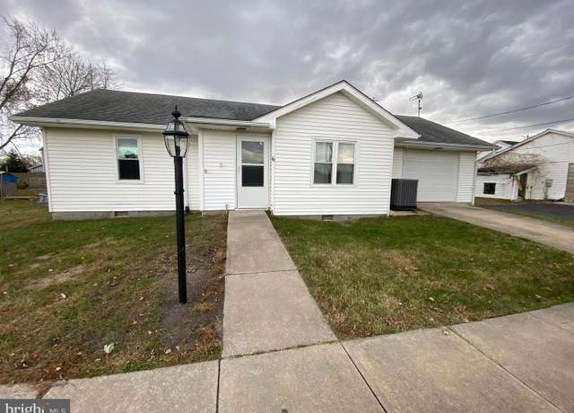 Property at 6 W Minor St, Greenwood, DE 19950, 4 beds, 2 baths