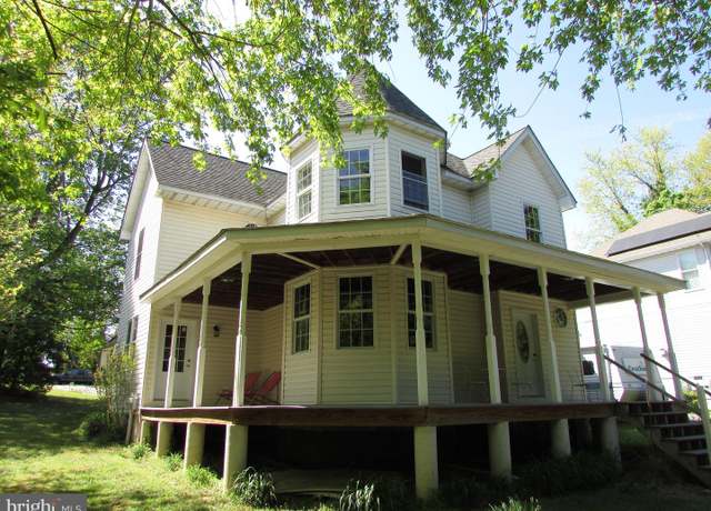 Property at 14 Third Ave, Betterton, MD 21610, 3 beds, 3 baths