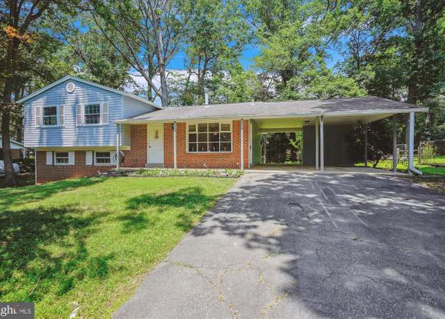 Property at 7705 Warbler Ln, Rockville, MD 20855, 3 beds, 2.5 baths