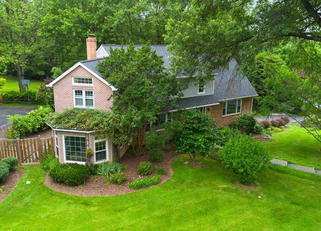 Property at 1 Orchard Way S, Potomac, MD 20854, 4 beds, 3.5 baths