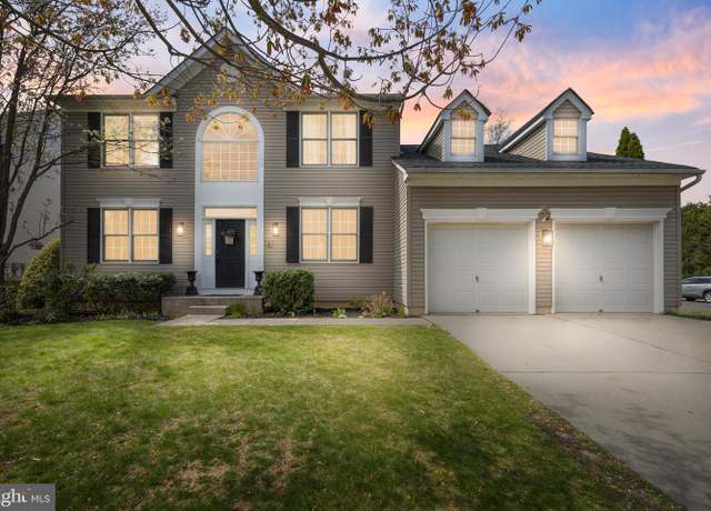 Property at 6 Augusta Dr, Westampton, NJ 08060, 4 beds, 2.5 baths