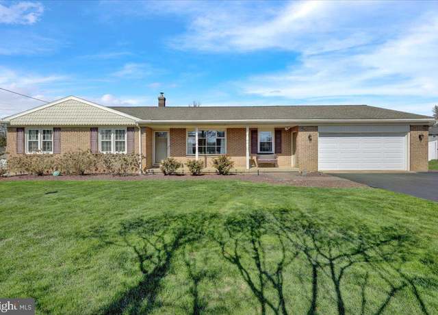 Property at 820 Lorane Rd, Reading, PA 19606, 4 beds, 2 baths