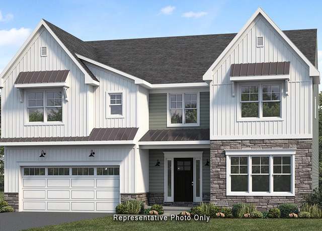 Property at 118 Blue Mountain Blvd, Carlisle, PA 17013, 5 beds, 4 baths