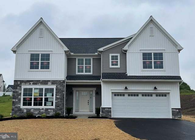Property at 118 Blue Mountain Blvd, Carlisle, PA 17013, 5 beds, 4 baths
