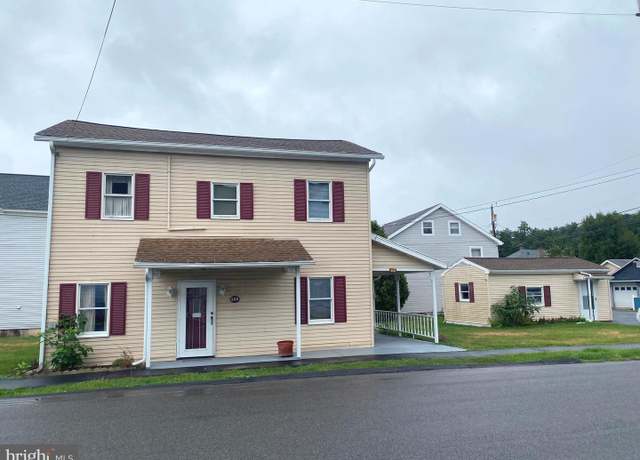 Property at 300 Mill St, Milesburg, PA 16853, 2 beds, 1 bath
