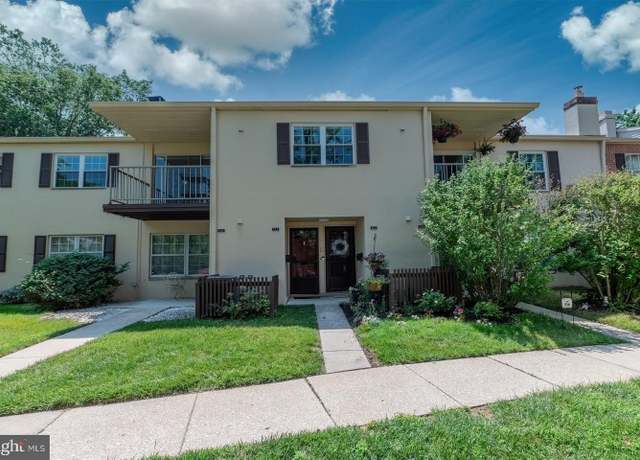 Property at 322 Old Forge Xing #322, Devon, PA 19333, 2 beds, 2 baths