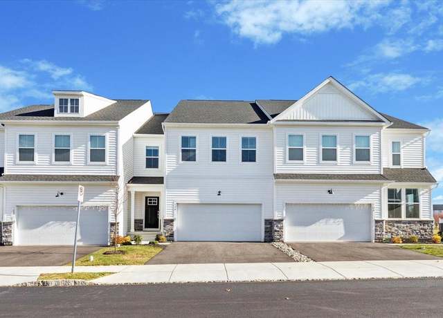 Property at 124 Ladbroke Dr, Exton, PA 19341, 4 beds, 3.5 baths