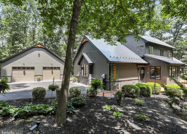 Property at 3953 W Weaver Rd, Greencastle, PA 17225, 2 beds, 3 baths