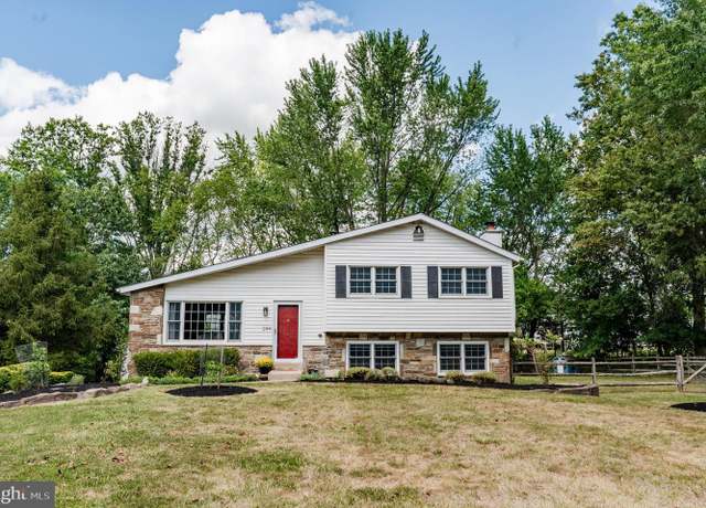Property at 244 Park Rd, Ambler, PA 19002, 3 beds, 2.5 baths