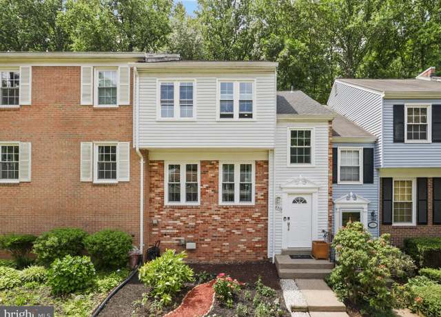 Property at 8379 Uxbridge Ct, Springfield, VA 22151, 4 beds, 3.5 baths
