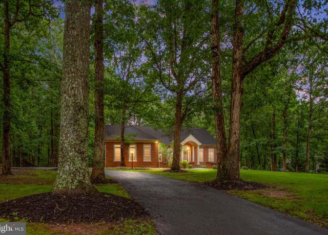 Property at 8504 Matthew Maury Ct, Spotsylvania, VA 22553, 6 beds, 4 baths