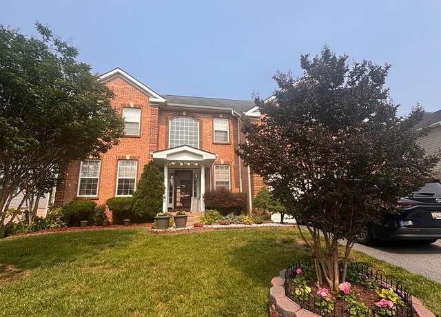 Property at 7213 Greenspring Ln, Lanham, MD 20706, 7 beds, 3.5 baths