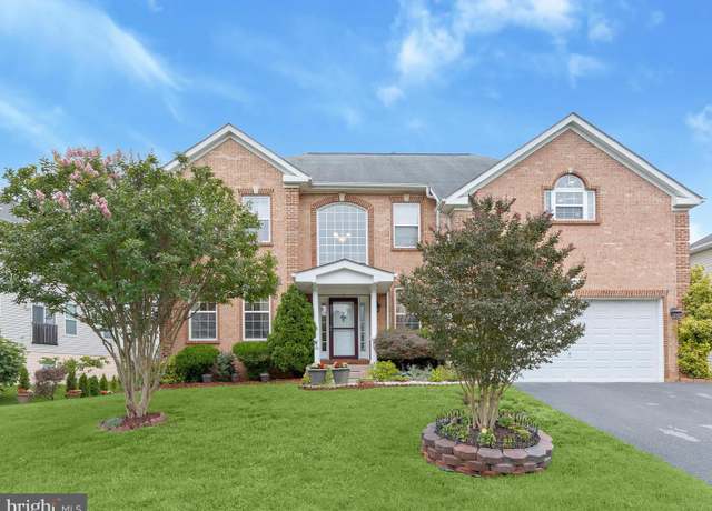 Property at 7213 Greenspring Ln, Lanham, MD 20706, 7 beds, 3.5 baths