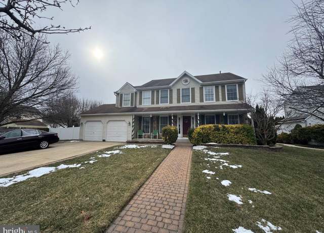 Property at 4 Firethorn, Sicklerville, NJ 08081, 4 beds, 2.5 baths