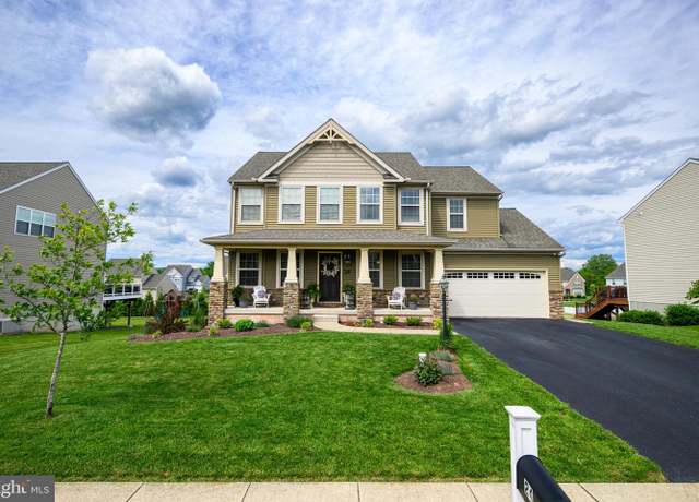Property at 24 Furlong Rd, Douglassville, PA 19518, 4 beds, 3 baths