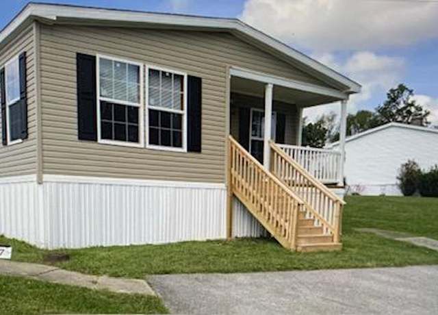 Property at 127 Rustic Dr, Shippensburg, PA 17257, 3 beds, 2 baths