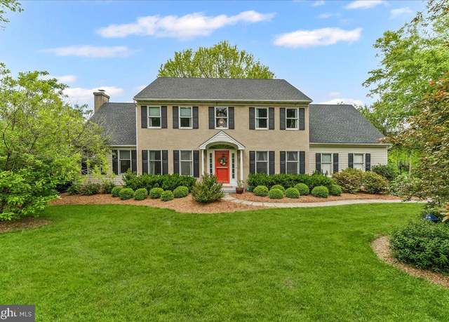 Property at 11 White Oak Dr, West Grove, PA 19390, 5 beds, 3.5 baths