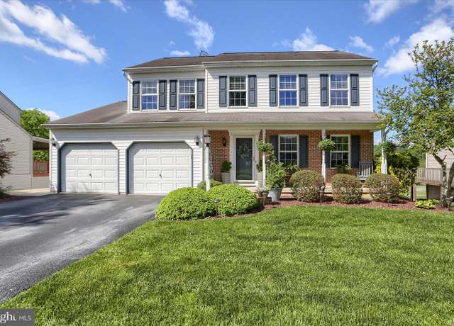 Property at 127 Doreen Dr, Hummelstown, PA 17036, 4 beds, 2.5 baths