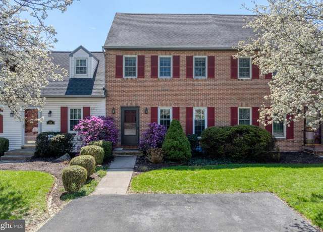 Property at 424 Deerfield Dr, Mount Joy, PA 17552, 3 beds, 1.5 baths