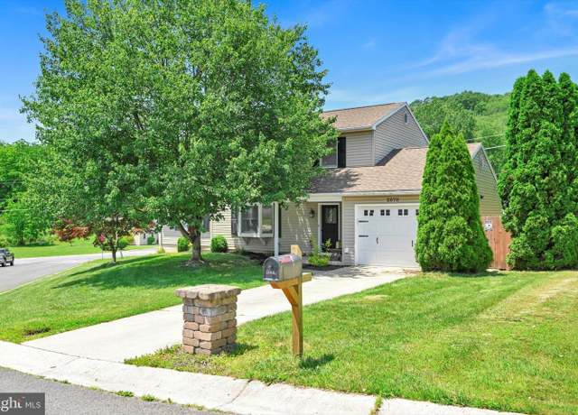 Property at 2070 Yokewood Rd, Pottsville, PA 17901, 3 beds, 2 baths