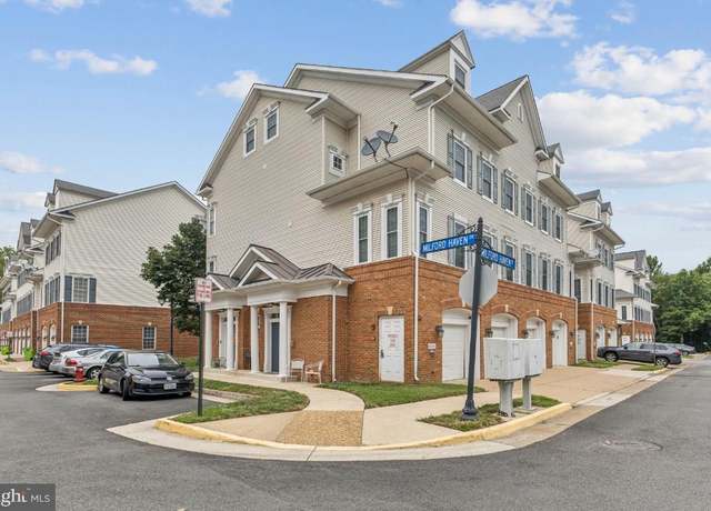 Property at 8940 Milford Haven Ct Unit 40B, Lorton, VA 22079, 3 beds, 2 baths