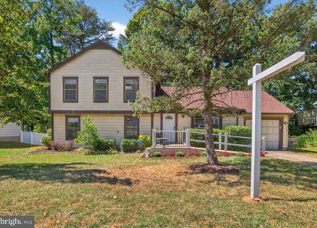 Property at 1415 Bayshire Ln, Herndon, VA 20170, 4 beds, 2 baths