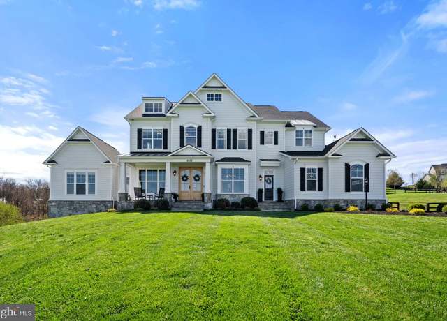Property at 18639 Wild Raspberry Dr, Purcellville, VA 20132, 6 beds, 6.5 baths