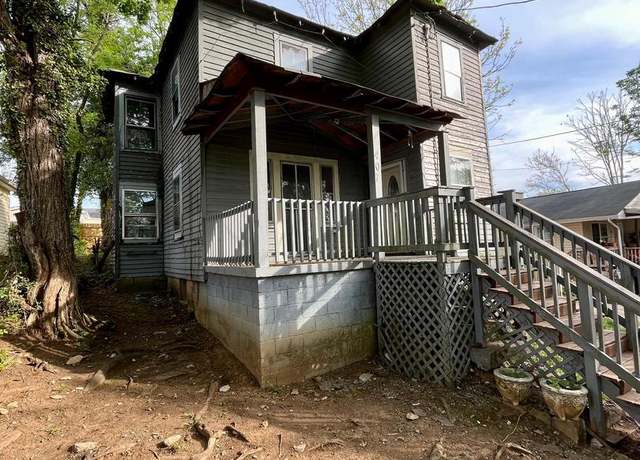Property at 407 Carruthers St, Lexington, VA 24450, 4 beds, 1 bath
