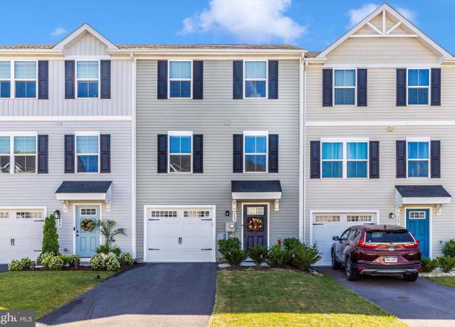 Property at 303 Bait Rd, Inwood, WV 25428, 3 beds, 2.5 baths