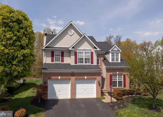 Property at 6052 Toomey Ln, Elkridge, MD 21075, 4 beds, 3.5 baths