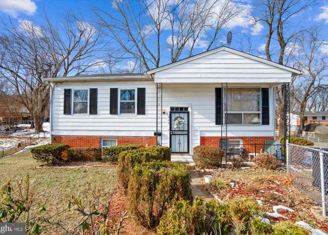 Property at 605 Wilburn Ct, Capitol Heights, MD 20743, 4 beds, 2 baths