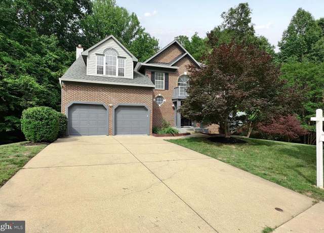 Property at 8916 Gladeside Dr, Clinton, MD 20735, 4 beds, 3.5 baths