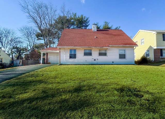 Property at 7 Marigold Ln, Willingboro, NJ 08046, 5 beds, 2 baths