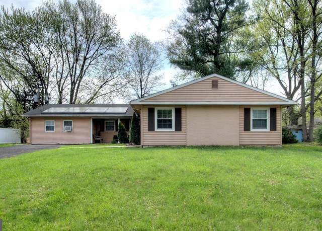 Property at 24 Edgewater Ln, Willingboro, NJ 08046, 5 beds, 2 baths