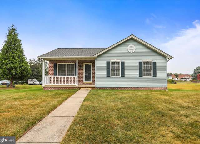 Property at 209 S Columbus Ave, Littlestown, PA 17340, 3 beds, 1 bath