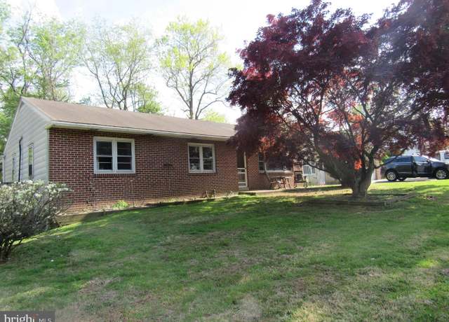 Property at 805 Galbraith Ave, Upper Chichester, PA 19061, 3 beds, 1.5 baths