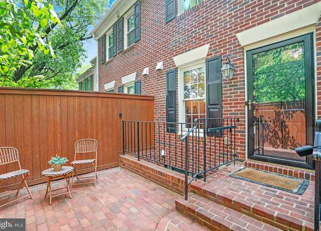 Property at 1948 N Cleveland St, Arlington, VA 22201, 2 beds, 2.5 baths