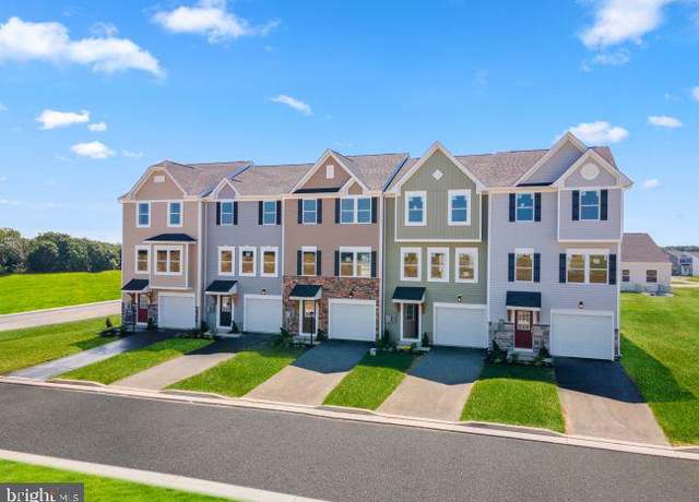 Property at 103 Marlow Ct, Winchester, VA 22602, 3 beds, 3 baths